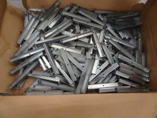 Partij metalen afstandsstaven - afbeelding 2 van  11