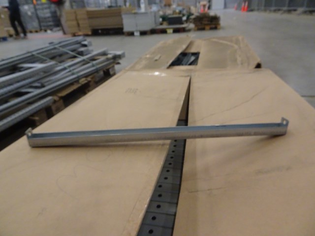 Partij metalen afstandsstaven - afbeelding 1 van  11