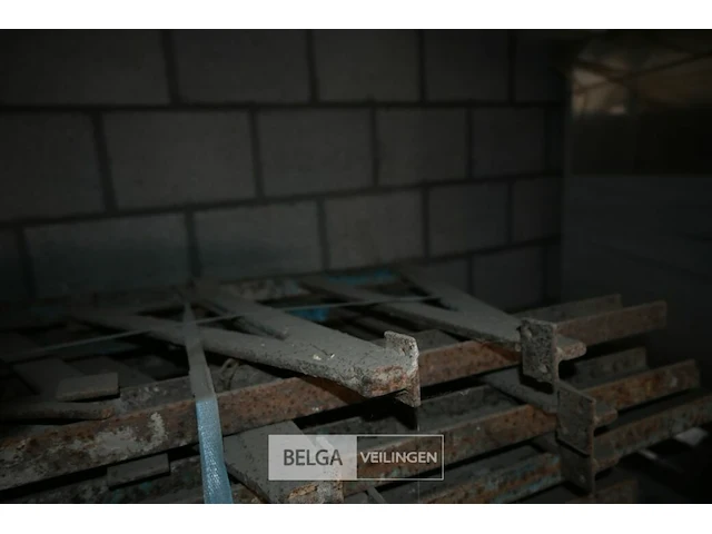 Partij metalen bekistingsmateriaal - afbeelding 3 van  5
