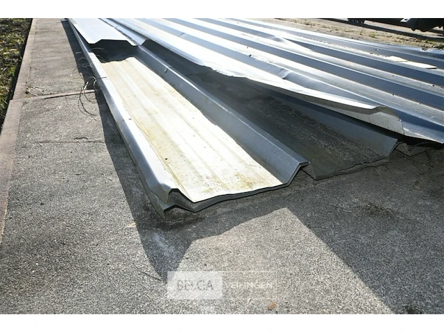 Partij metalen dakplaten - afbeelding 3 van  4