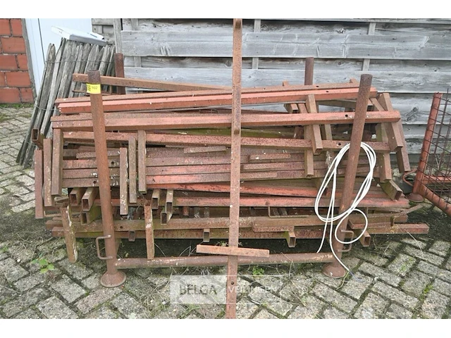 Partij metalen dakrandbeveiliging - afbeelding 2 van  6