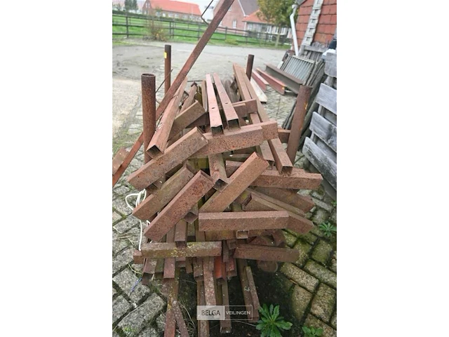 Partij metalen dakrandbeveiliging - afbeelding 3 van  6