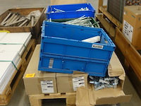 Partij metalen draagarmen - afbeelding 2 van  7