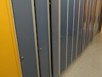 Partij metalen lockers - afbeelding 12 van  16