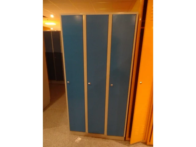 Partij metalen lockers - afbeelding 15 van  16