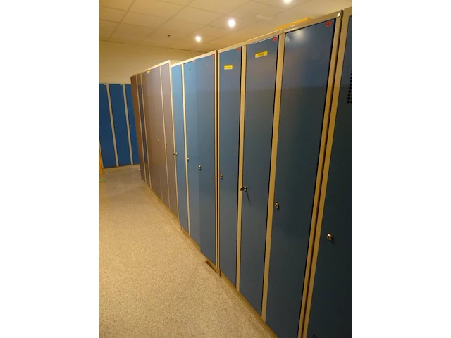 Partij metalen lockers - afbeelding 5 van  16