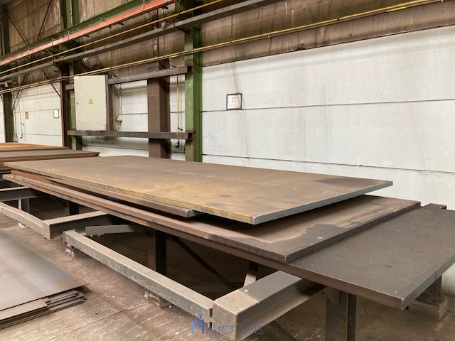 Partij metalen platen - afbeelding 2 van  4