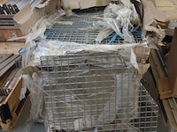 Partij metalen roosters - afbeelding 2 van  2