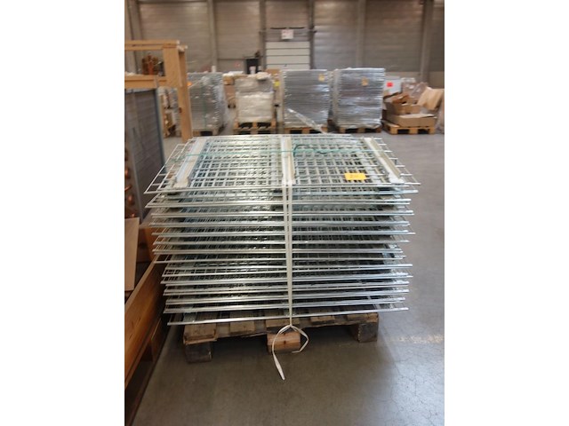 Partij metalen roosters - afbeelding 1 van  4