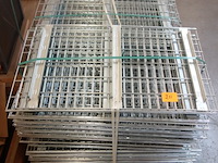 Partij metalen roosters - afbeelding 2 van  4