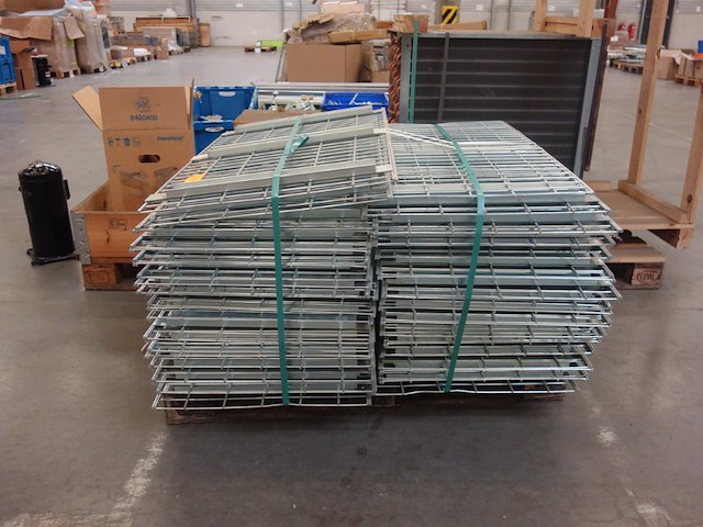 Partij metalen roosters - afbeelding 3 van  4