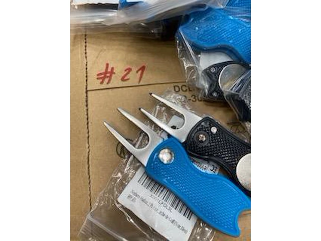 Partij mix sport accessoires - afbeelding 2 van  16