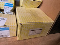 Partij moeren schroeven - afbeelding 3 van  9