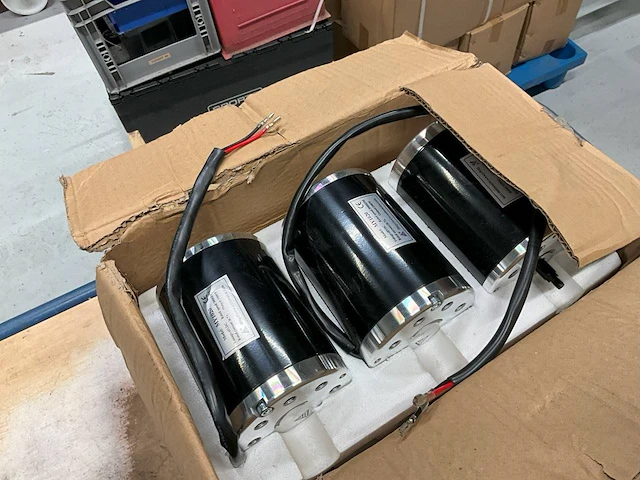 Partij motoren my1020 1000w 3 stuks nieuw - afbeelding 1 van  1