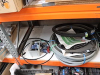 Partij nieuwe fietsonderdelen wo helmen, sloten, velgen enz - afbeelding 14 van  18