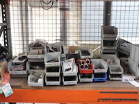 Partij nieuwe fietsonderdelen wo helmen, sloten, velgen enz - afbeelding 4 van  18