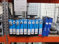 Partij nieuwe fietsonderdelen wo helmen, sloten, velgen enz - afbeelding 6 van  18