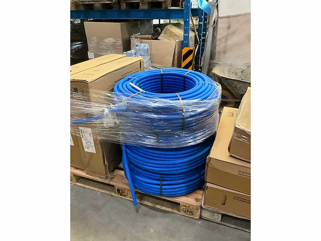 Partij nieuwe slangen sanitair - afbeelding 6 van  25