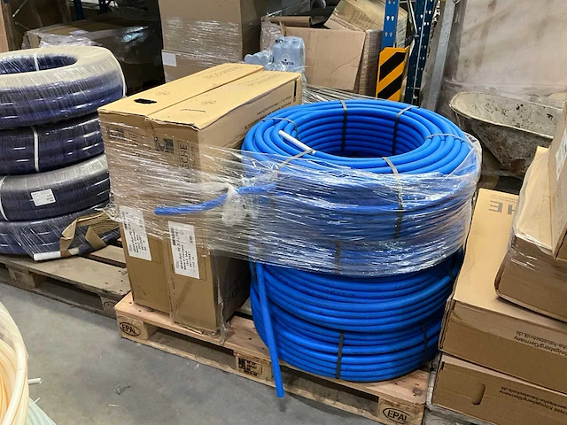 Partij nieuwe slangen sanitair - afbeelding 7 van  25
