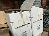 Partij omsnoeringshespen en banden - afbeelding 3 van  7