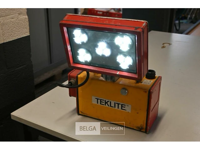 Partij oplaadbare led lampen - merk : teklite - afbeelding 3 van  4