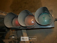 Partij oude verkeerslichten - afbeelding 2 van  6