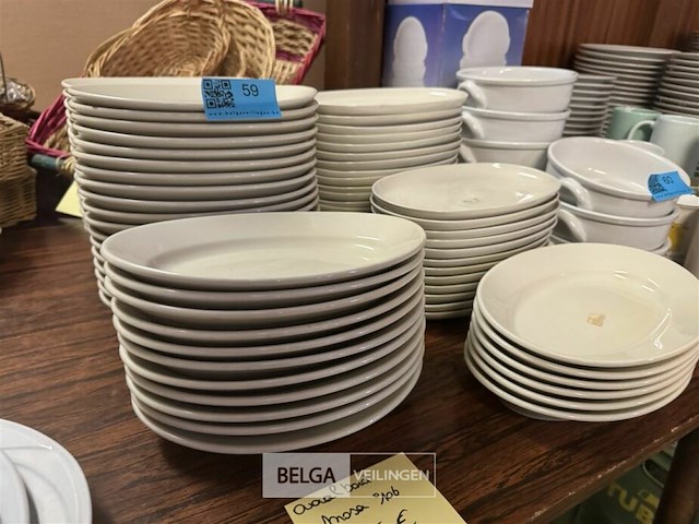 Partij ovalen borden ± 70 stuks - afbeelding 7 van  8