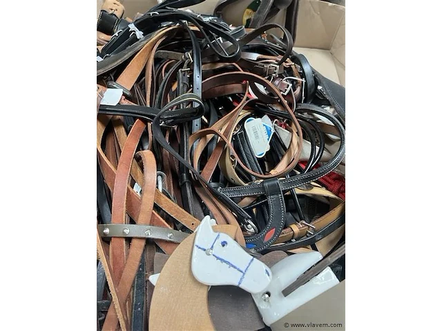 Partij paarden toebehoren - afbeelding 2 van  3