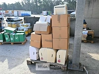 Partij papier- en zeepdispensers - afbeelding 2 van  2