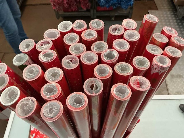 Partij papier cadeauverpakking,kerst. - afbeelding 2 van  2