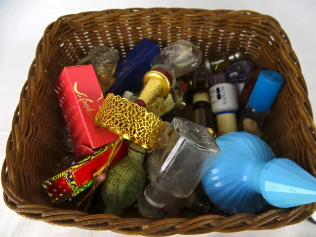 Partij parfum - afbeelding 2 van  2