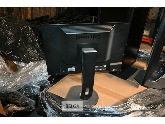 Partij pc-schermen - afbeelding 2 van  14