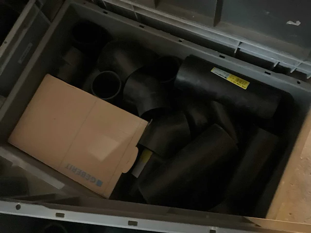 Partij pe koppelingen geberit - afbeelding 8 van  13