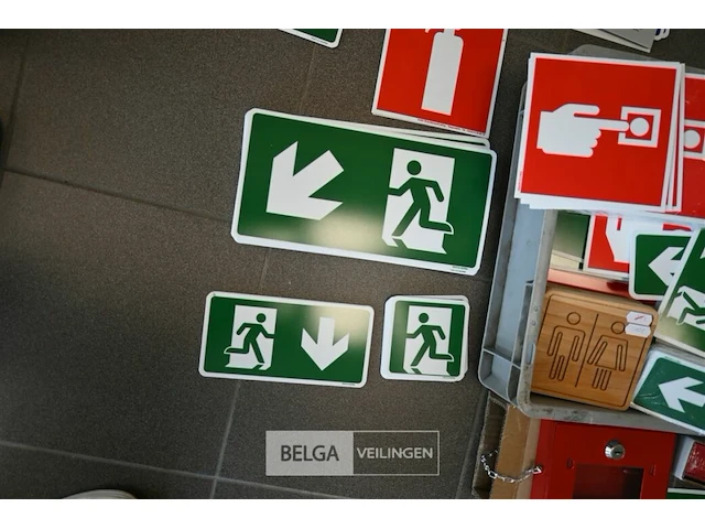 Partij pictogrammen en alu klikkader a3 - afbeelding 3 van  5