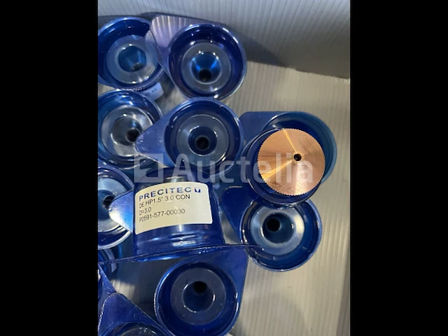 Partij plasmasnijder onderdelen o.a. precitec nozzles - afbeelding 2 van  4