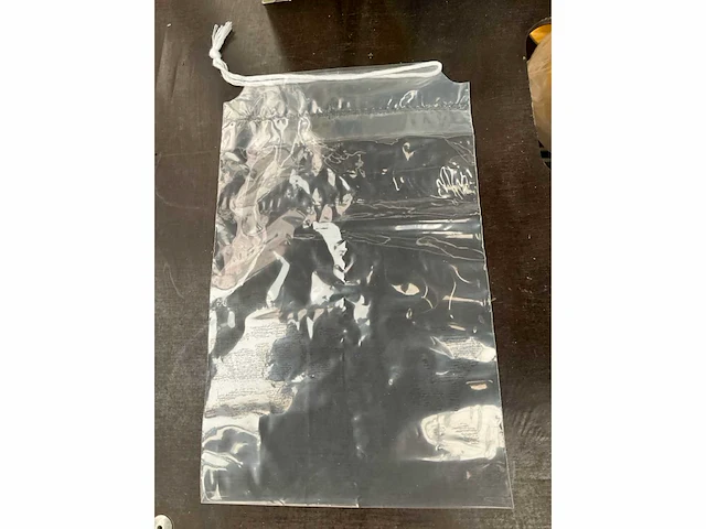Partij plastic zakjes. - afbeelding 2 van  2