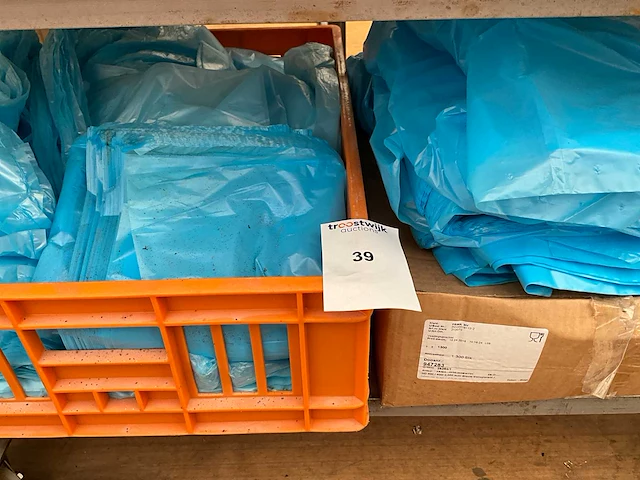 Partij plastic zakken - afbeelding 1 van  2