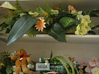 Partij plastieken bloemen - afbeelding 2 van  6