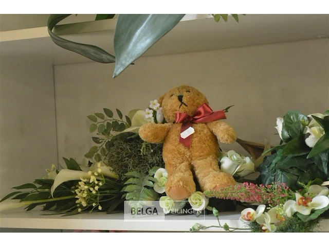 Partij plastieken bloemen - afbeelding 3 van  6