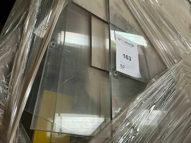 Partij plexiglas - afbeelding 2 van  6