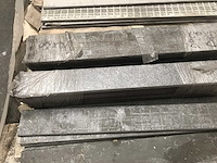 Partij plinten 1 palet - afbeelding 3 van  5