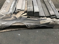 Partij plinten 1 palet - afbeelding 5 van  5