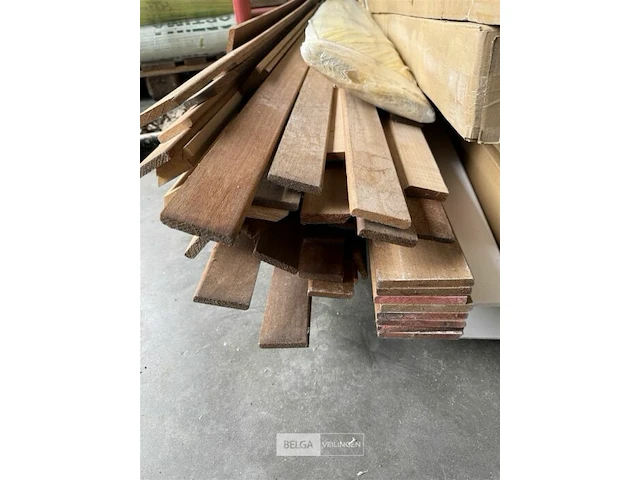 Partij plinten - afbeelding 4 van  4
