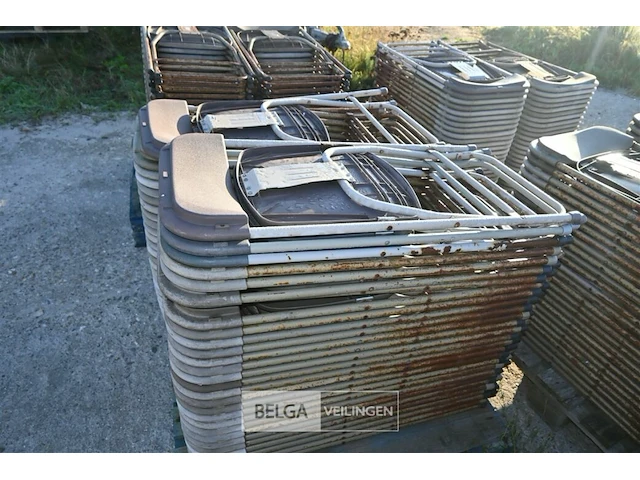 Partij plooistoelen - afbeelding 3 van  6