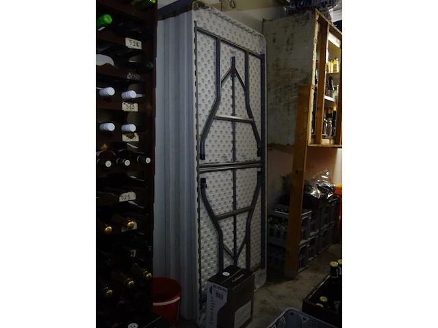 Partij plooitafels/stoelen - afbeelding 3 van  3