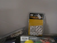 Partij pokerfiches en dobbelstenen - afbeelding 3 van  5