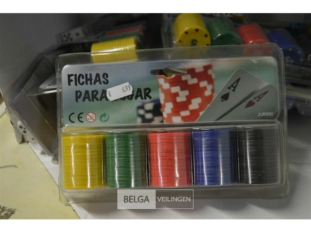 Partij pokerfiches en dobbelstenen - afbeelding 4 van  5