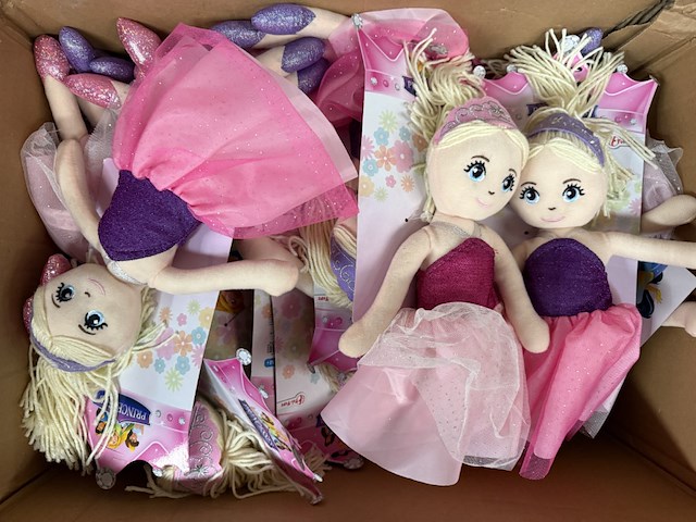 Partij poppen - afbeelding 1 van  1