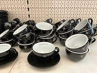 Partij porseleinen koffiekopjes - afbeelding 2 van  2