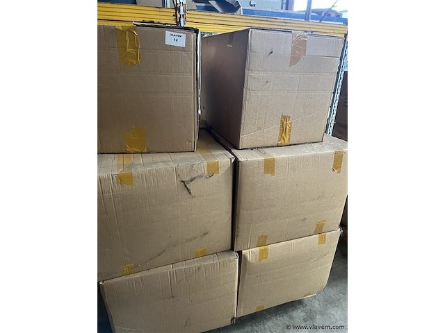 Partij protective maskers, (zonder pallet) - afbeelding 1 van  2